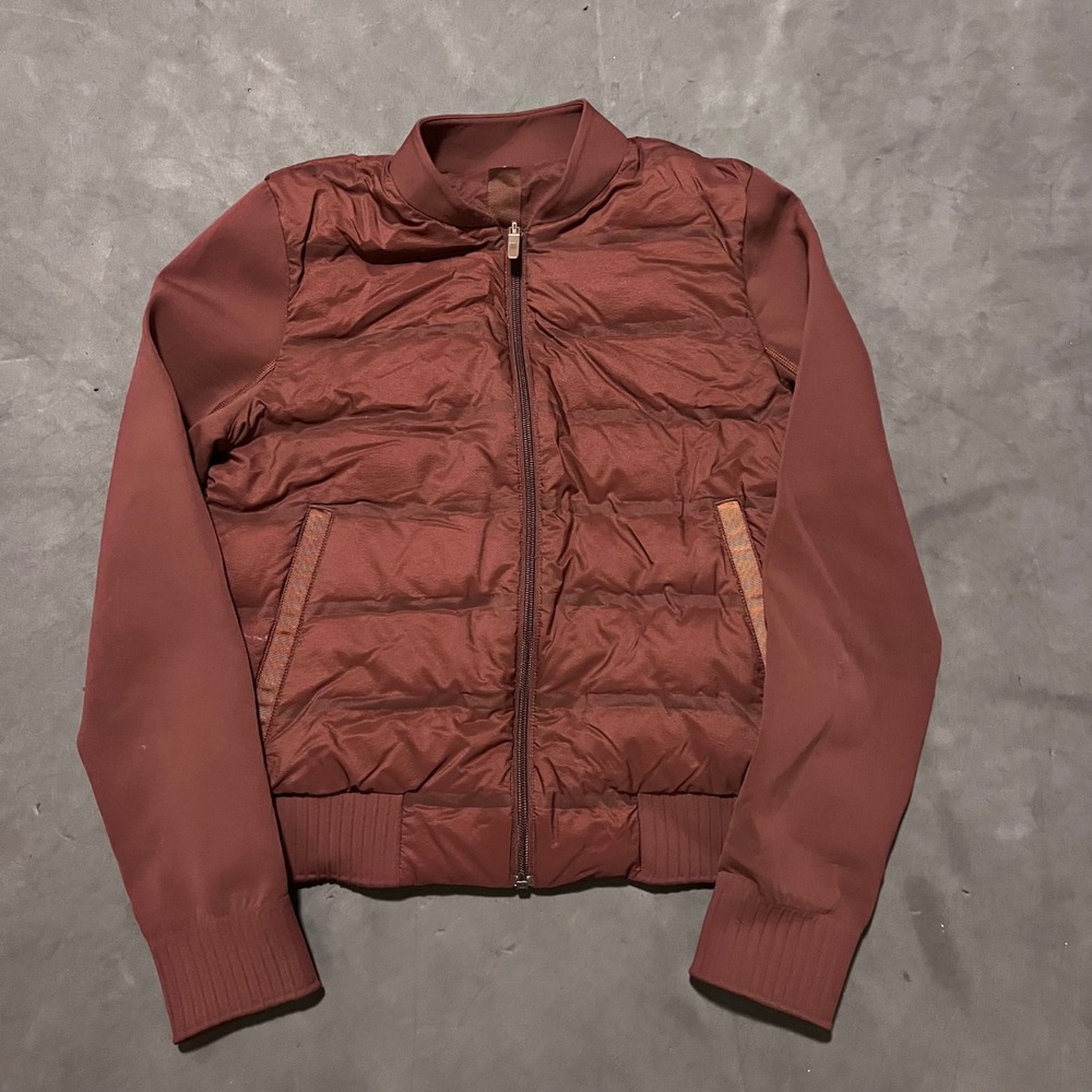 Lululemon Down & Around‎ Bomber Reversible Jacket 800 Fill Red Puffer Zip Size 6